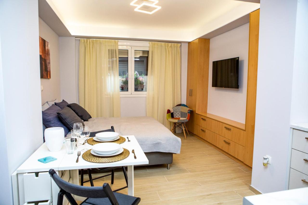 With Amenities In Kolonaki Apartment *