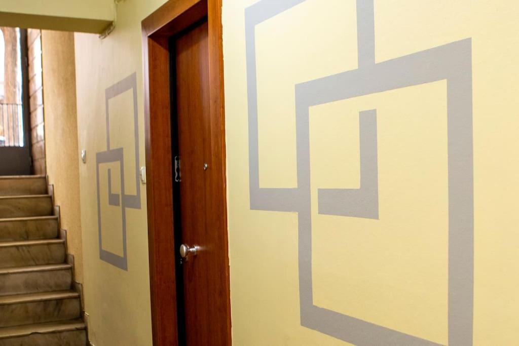 Apartment With Amenities In Kolonaki