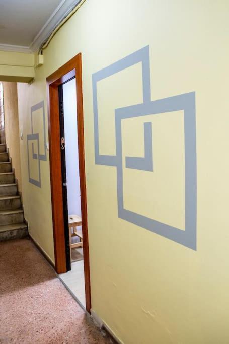 With Amenities In Kolonaki *