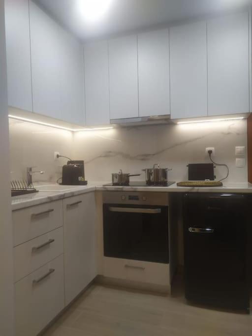 Apartment With Amenities In Kolonaki *
