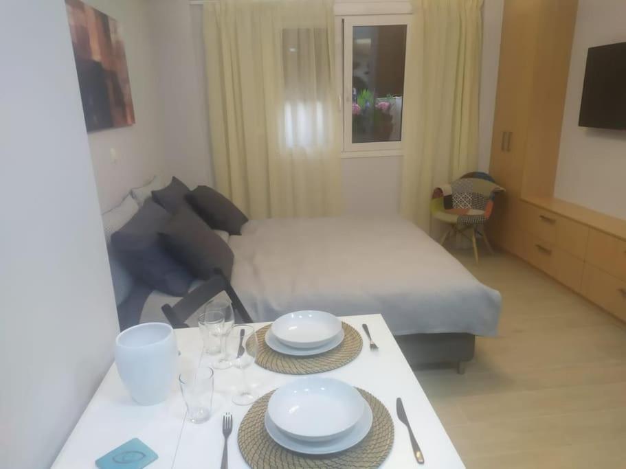 With Amenities In Kolonaki *