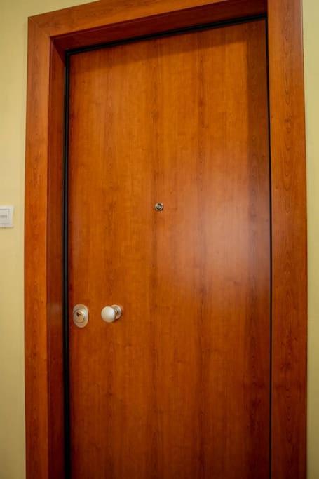 With Amenities In Kolonaki